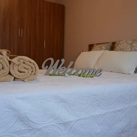 Piso Da Empegada Apartamento *